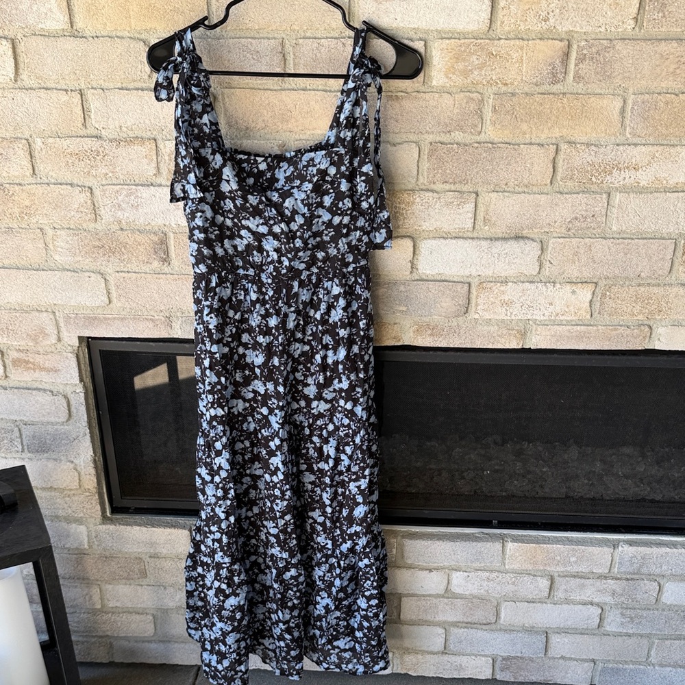 By The River Floral Black and White Women's Dress Size Medium
